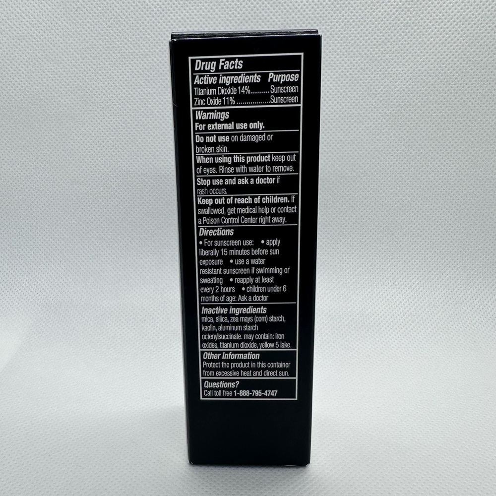 bareMinerals Original Mineral Veil Set + Protect Brush Mineral SPF 25 - Picture 3 of 6